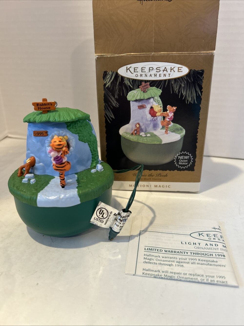 VIDEO Disney's Winnie the Pooh - Too Much Honey with Tigger Ornament - Hallmark